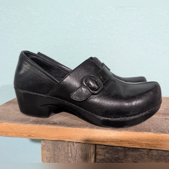 Dansko Black Leather Clogs with Buckle - Picture 1 of 9